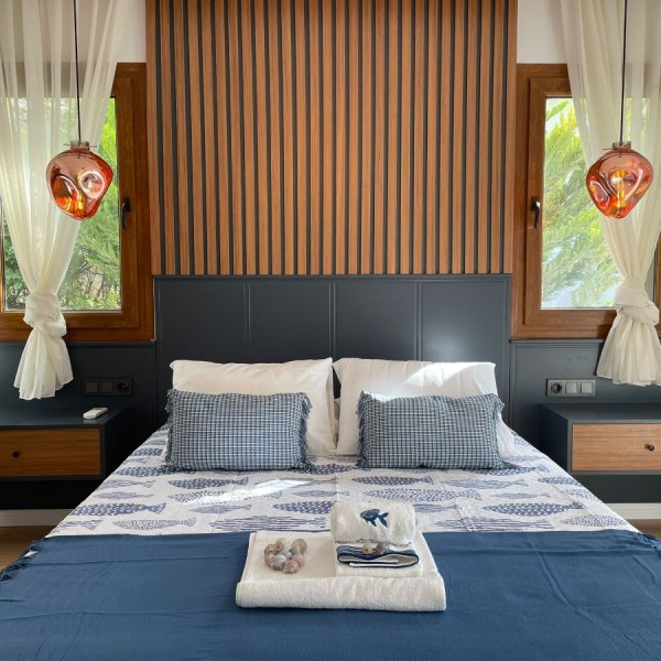 YALIKAVAK 4+1 DENİZE SIFIR SİTE İÇİNDE ÖZEL HAVUZLU